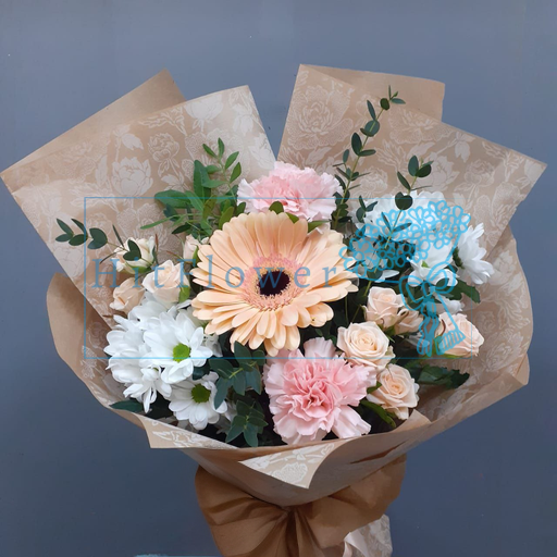 Букет цветов из: Хризантемы, Герберы, Гвоздики и Розы